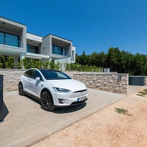  Villa Luxus Monteneto